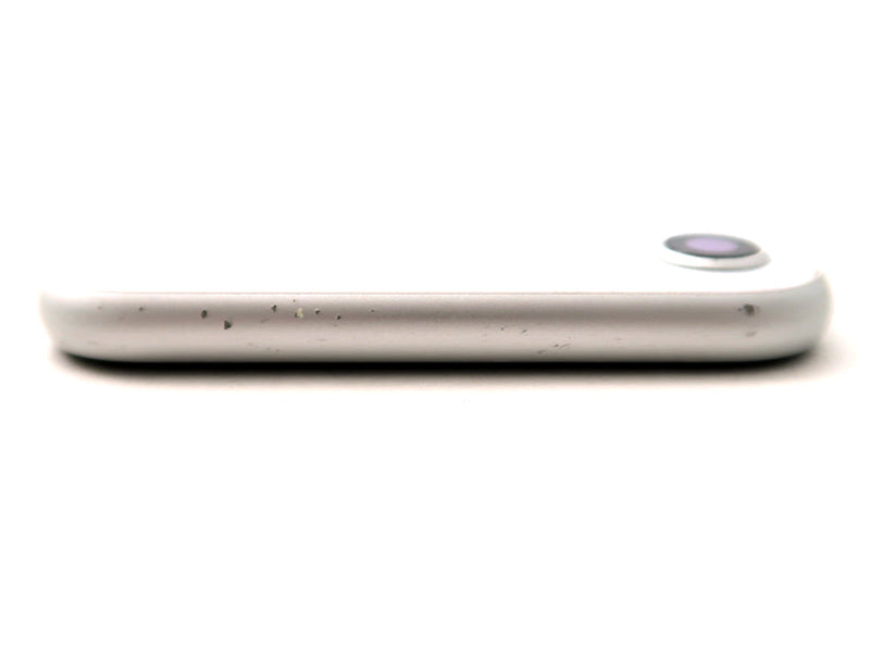NW制限▲（赤ロム永久保証）iPhoneSE 第2世代 64GB Cランク