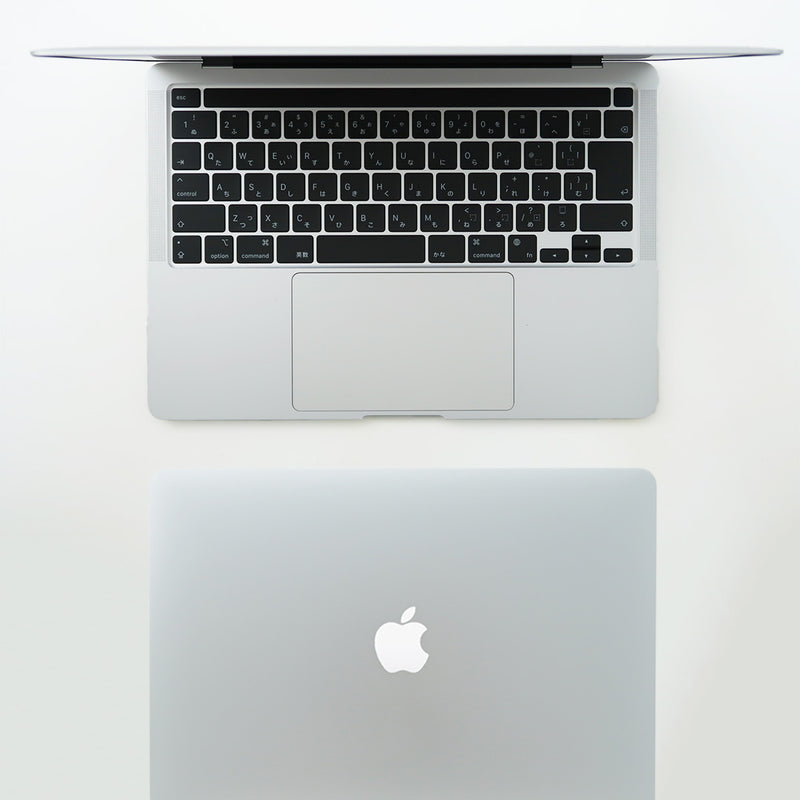 MacBook Pro (M2