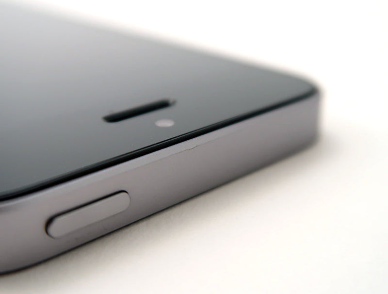 メーカー認定整備済 iPhoneSE 16GB スペースグレー海外版ＳＩＭフリー