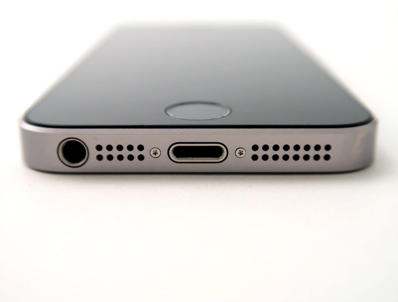 iPhoneSE 16GB Bランク スペースグレイ