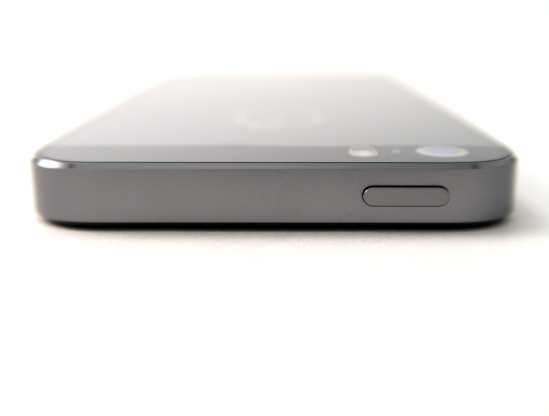 iPhone5s 16GB Sランク スペースグレイ｜中古iPhoneの通販なら